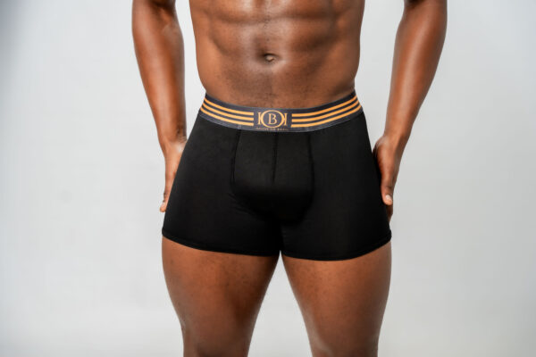 Signature Boy Short